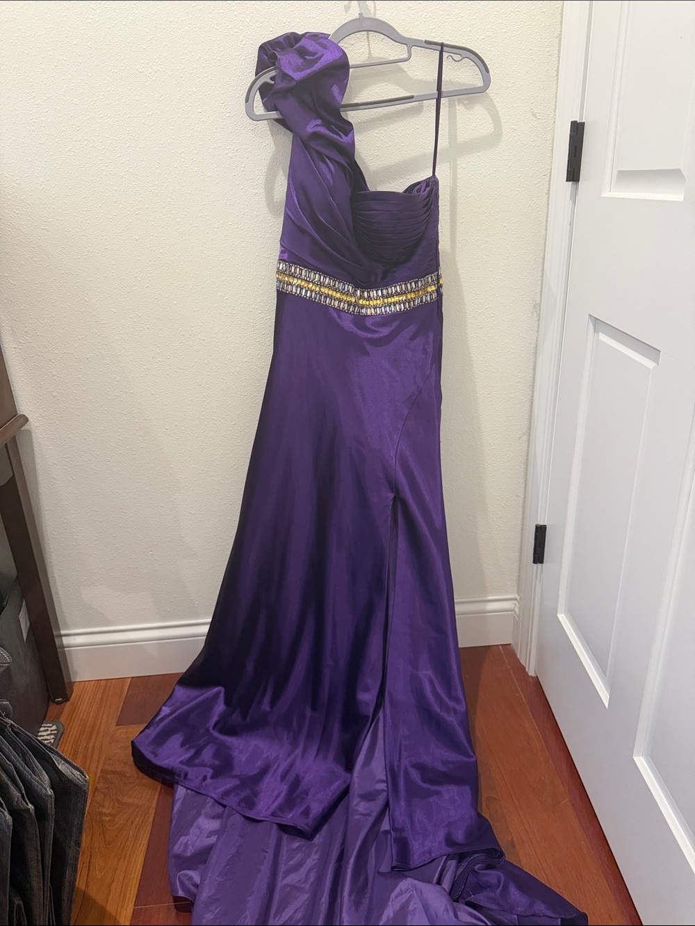 Purple One-Shoulder Evening Gown with Embellished Waist